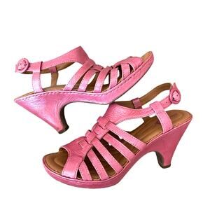 BORN CROWN Pink Leather Pump Heels (6M / EU 36.5)